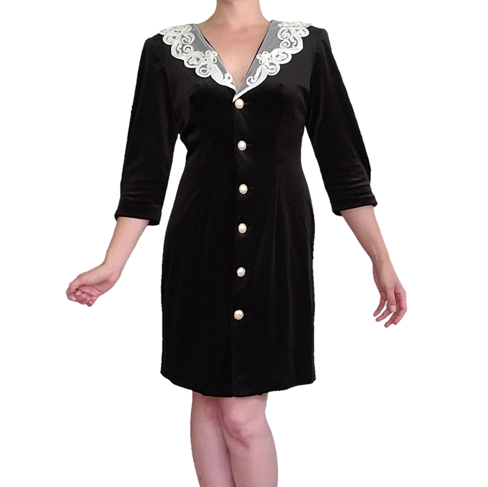 Vintage 90s black velour lace collar button dress